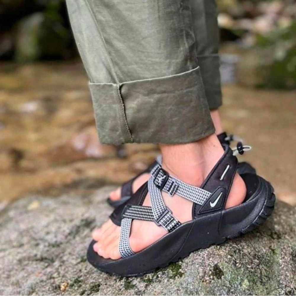 Nike Hiking Black Sandals with Gray Webbed Straps
